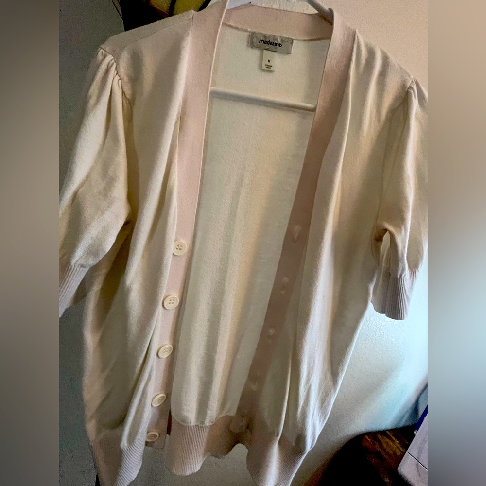 Cream size medium dress barn sweater
